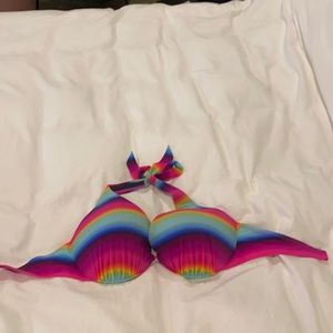 Assorted DD Victoria Secret bathing suit tops